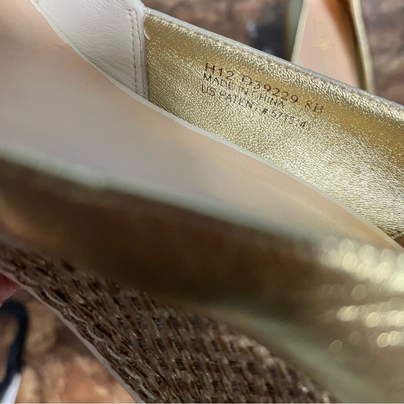 Cole Haan Women Sz 8B Nike Air Ava Open Toe Wedge Pumps Heel Sandals White Gold - Picture 7 of 11